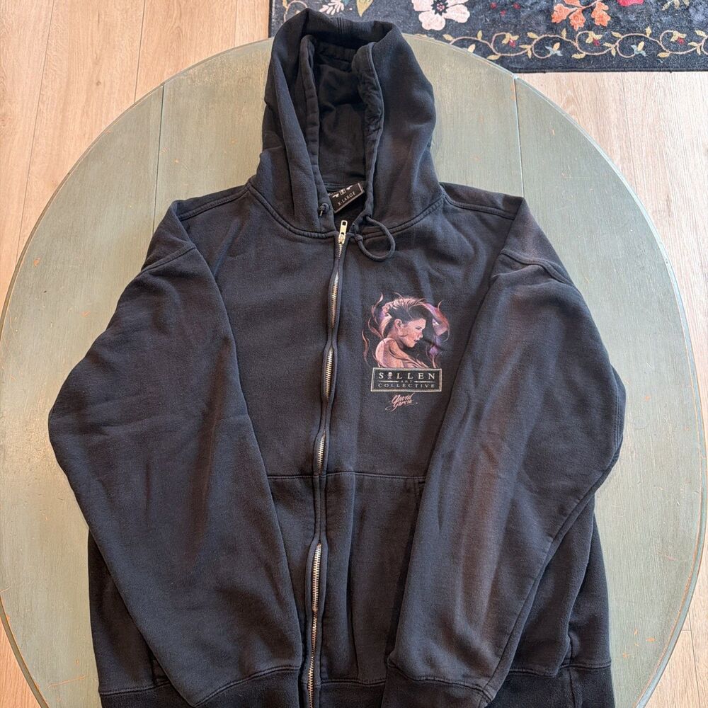 Sullen Art Collective David Garcia Fire‎ Woman Graphic Zip Up Hoodie Size XL